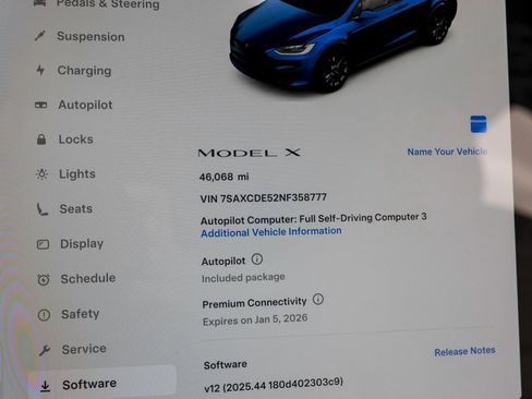 Used 2022 Tesla Model X image 26