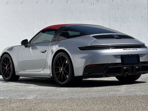 Used 2025 Porsche 911 Targa 4 GTS AWD/4WD image 5
