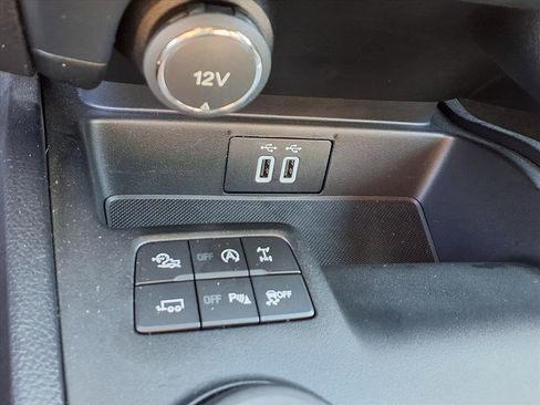 Used 2020 Ford Ranger Lariat w/ Equipment Group 501A Mid image 8