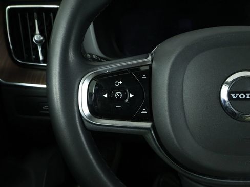 Certified 2023 Volvo XC60 B5 Plus w/ Climate Package FWD image 10