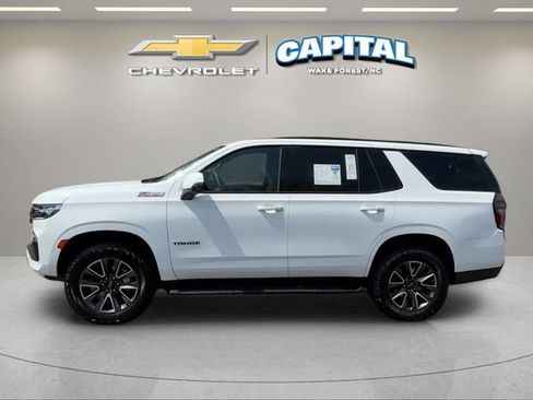 Used 2023 Chevrolet Tahoe Z71 w/ Luxury Package AWD/4WD image 2