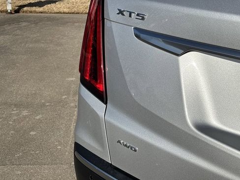 Used 2020 Cadillac XT5 Premium Luxury image 6