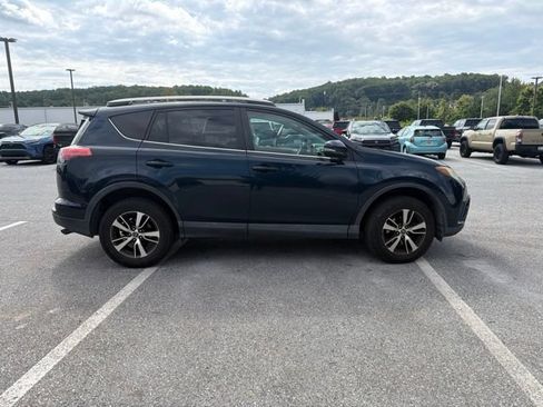 Used 2017 Toyota RAV4 XLE w/ All Weather Liner Package AWD/4WD image 4