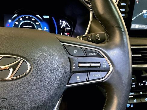 Used 2020 Hyundai Santa Fe Limited AWD/4WD image 18