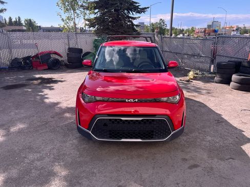 Used 2023 Kia Soul LX FWD image 29