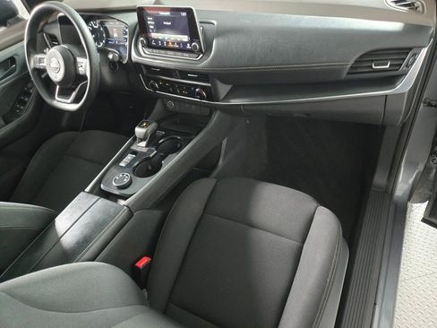 Used 2023 Nissan Rogue S AWD/4WD image 18