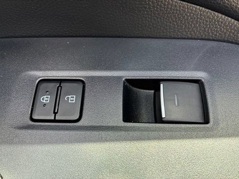 Used 2023 Toyota RAV4 XSE AWD/4WD image 28