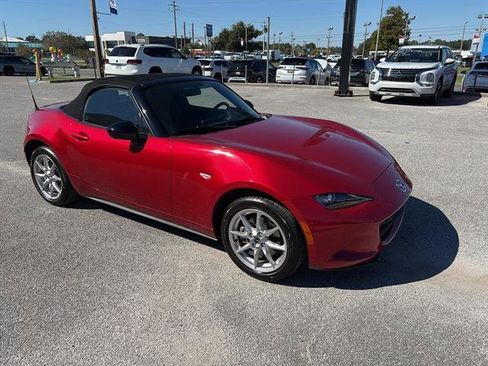Used 2016 MAZDA MX-5 Miata Sport image 5
