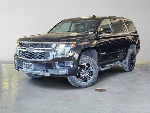 Used 2018 Chevrolet Tahoe LT w/ Luxury Package AWD/4WD image 1