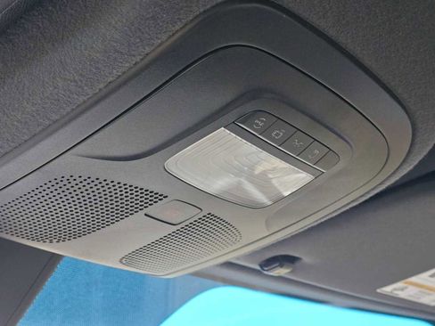 Used 2025 Mercedes-Benz Sprinter 2500 image 36