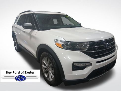Used 2023 Ford Explorer XLT w/ Equipment Group 202A image 2