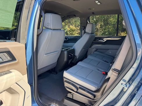 New 2026 GMC Yukon Elevation image 23