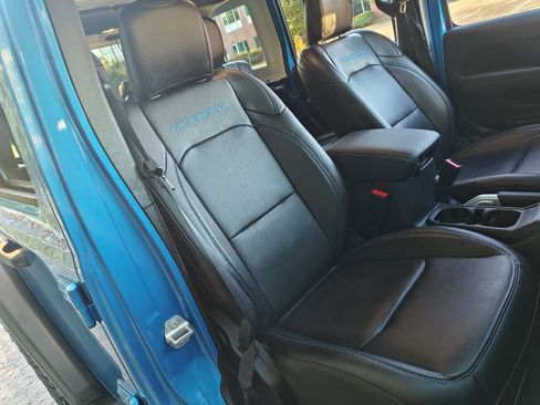 Used 2022 Jeep Wrangler Unlimited Rubicon 4xe w/ Cold Weather Group image 17