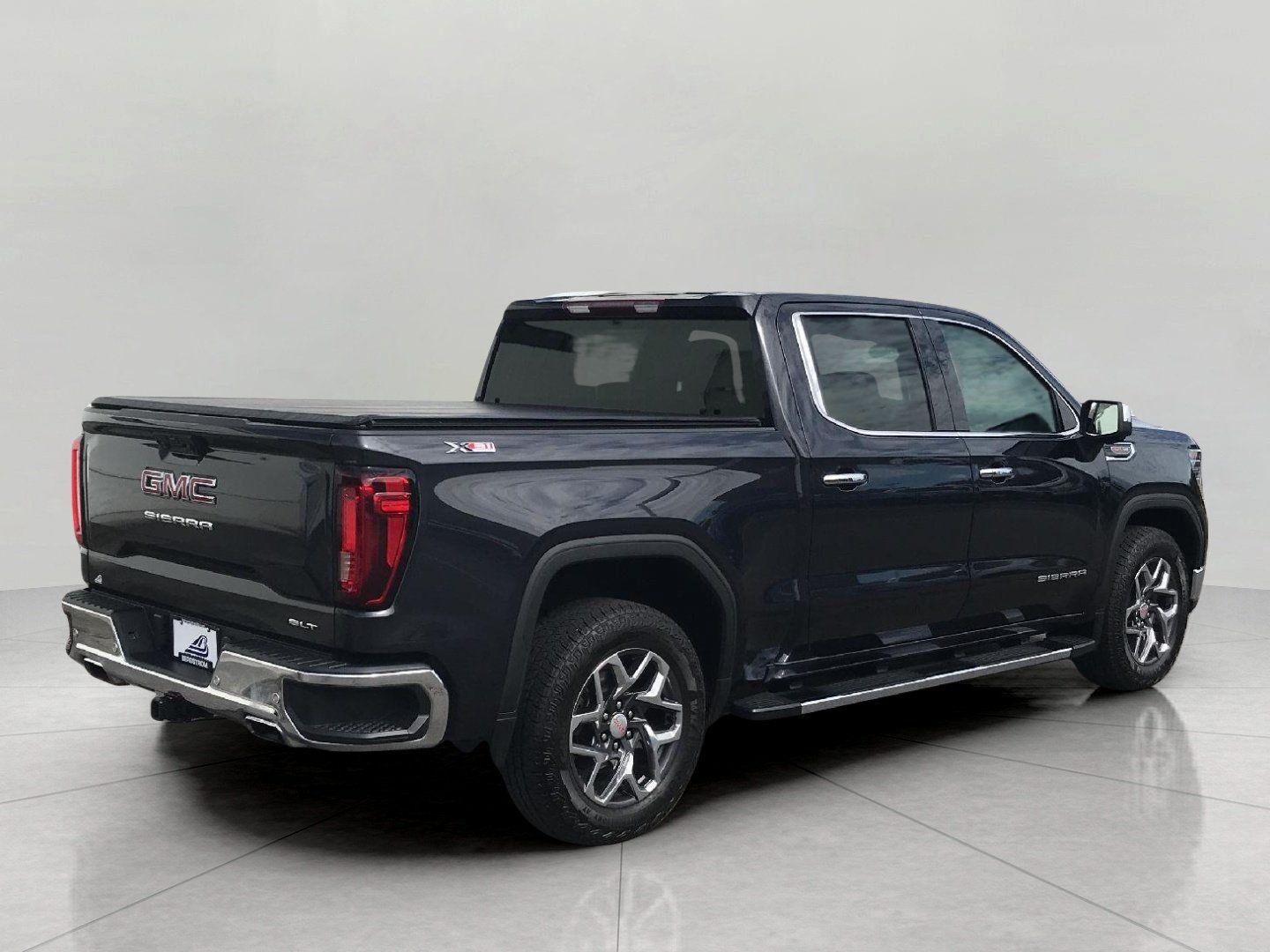 Certified 2023 GMC Sierra 1500 SLT w/ SLT Premium Package AWD/4WD image 5