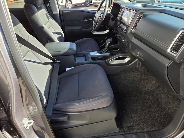Used 2022 Nissan Frontier SV AWD/4WD image 15