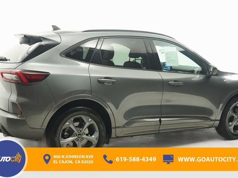 Used 2023 Ford Escape ST-Line image 6