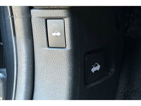 Certified 2023 Honda Accord EX image 41