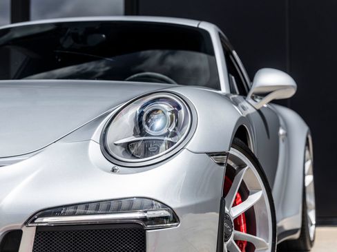 Certified 2016 Porsche 911 GT3 RWD image 21