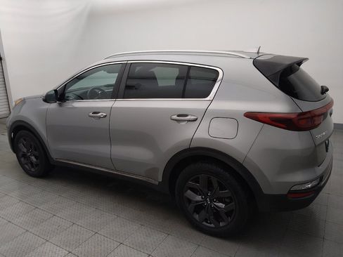 Used 2020 Kia Sportage S FWD image 3