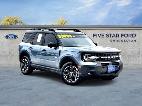 Certified 2025 Ford Bronco Sport Outer Banks w/ Outer Banks Tech Package+ AWD/4WD image 1