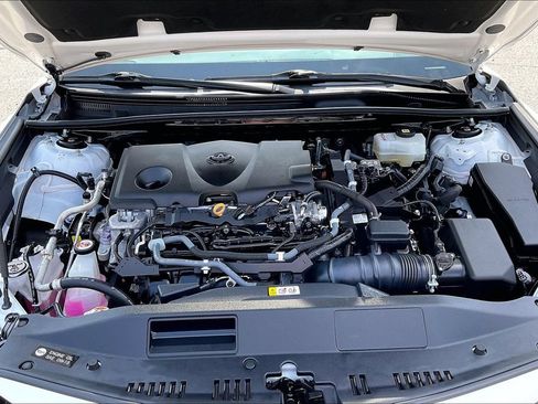 Used 2021 Toyota Camry LE w/ Audio Upgrade Package FWD image 30
