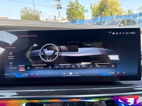 New 2026 BMW i7 xDrive60 AWD/4WD image 30