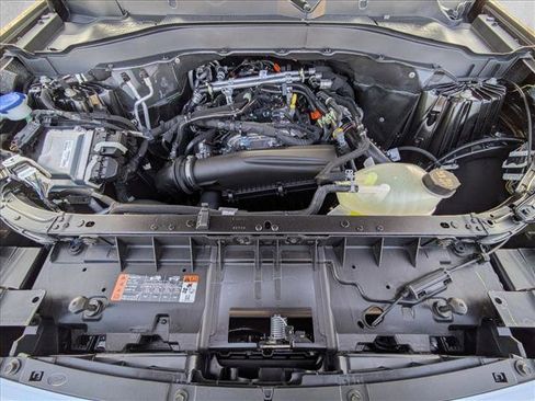 New 2026 Ford Explorer Active w/ Active Comfort Package image 24