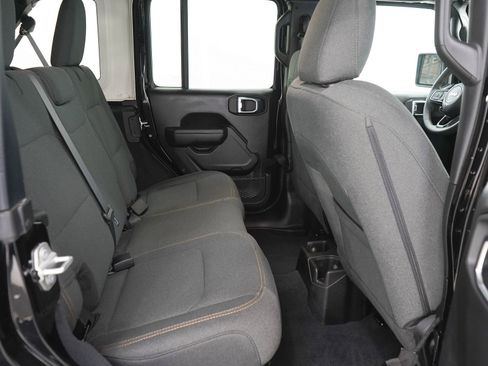 Used 2024 Jeep Wrangler Unlimited Sport AWD/4WD image 14
