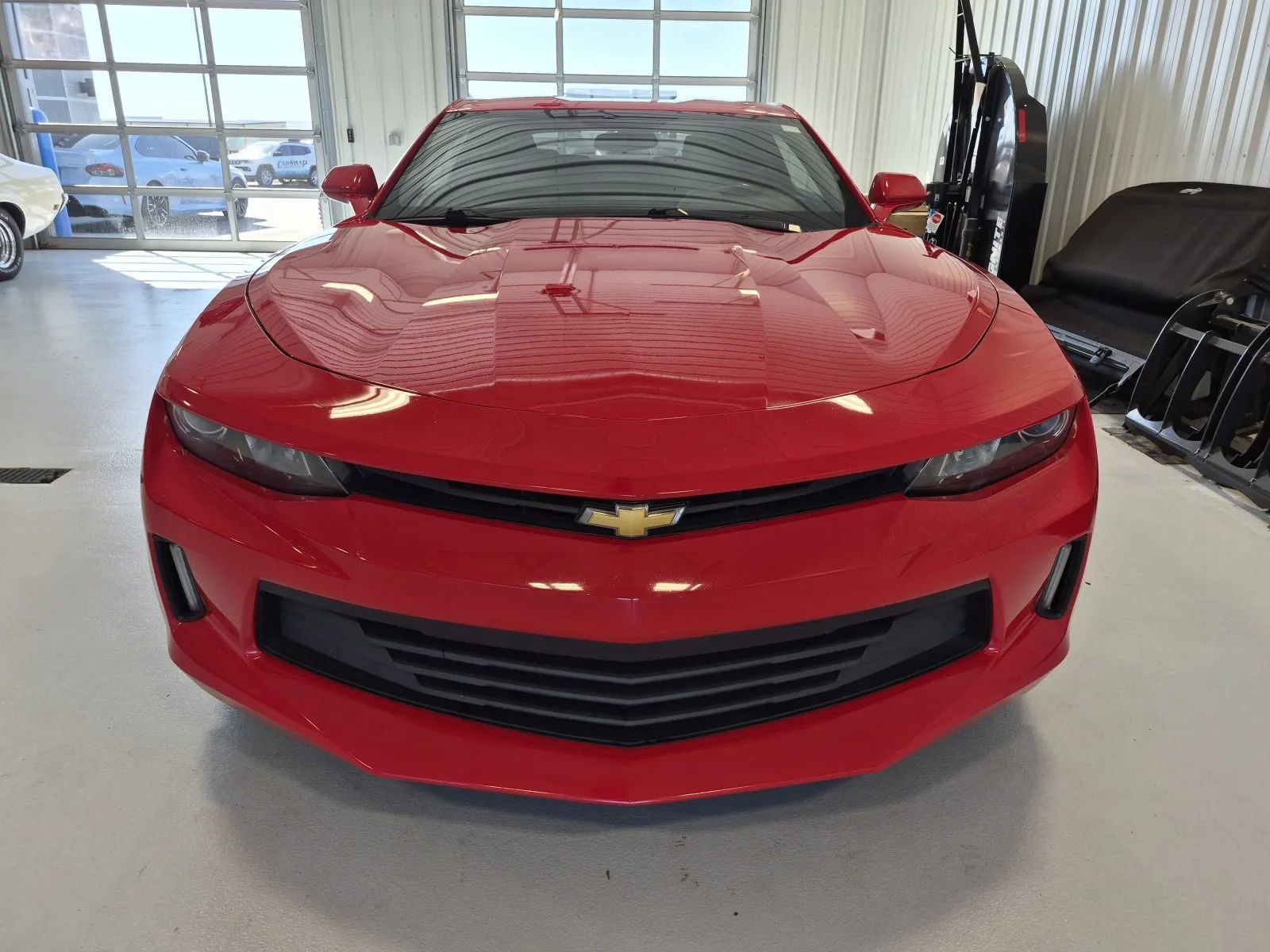 Used 2017 Chevrolet Camaro LT RWD image 7