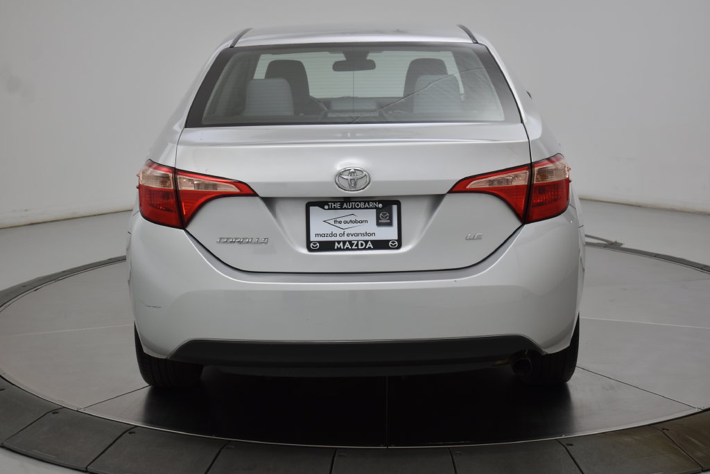 Used 2018 Toyota Corolla LE FWD image 17