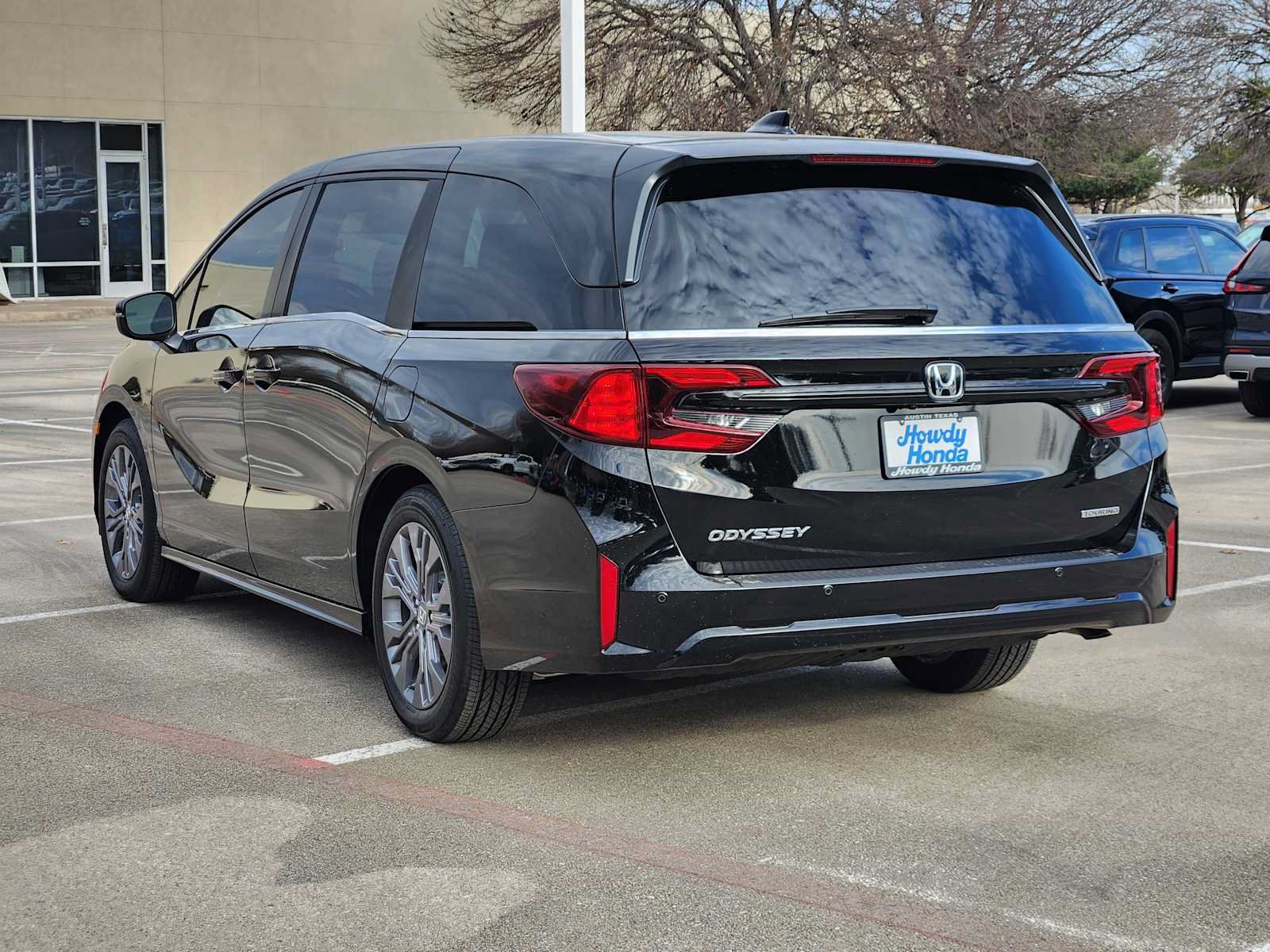 New 2027 Honda Odyssey Touring image 4