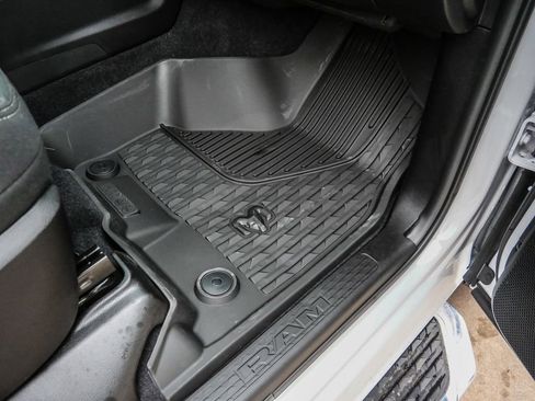 New 2026 RAM 3500 Big Horn AWD/4WD image 20