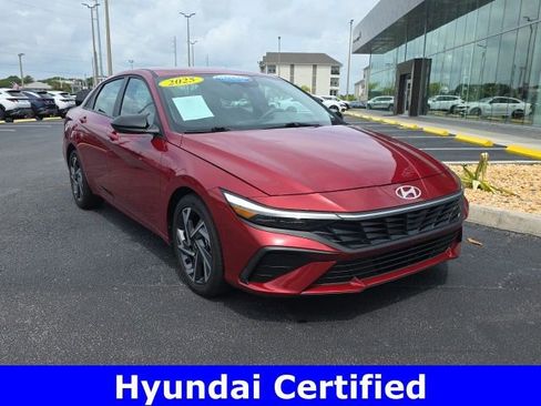 Certified 2025 Hyundai Elantra Sport FWD image 1