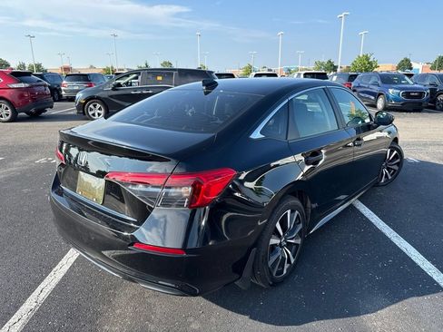 Used 2024 Honda Civic EX image 11