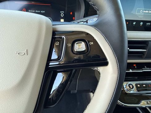 New 2026 Lincoln Corsair Reserve image 29