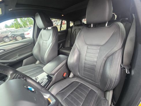 Used 2019 BMW X4 xDrive30i w/ M Sport Package AWD/4WD image 22