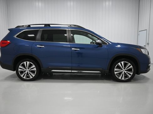 Used 2019 Subaru Ascent Touring AWD/4WD image 41