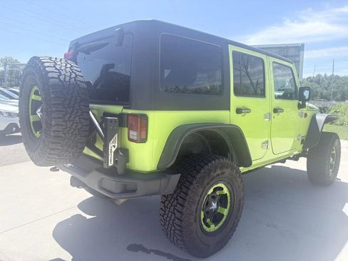 Used 2016 Jeep Wrangler Unlimited Rubicon AWD/4WD image 4