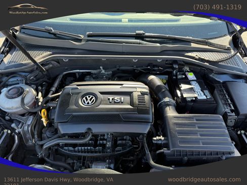 Used 2019 Volkswagen Golf 4-Door image 35