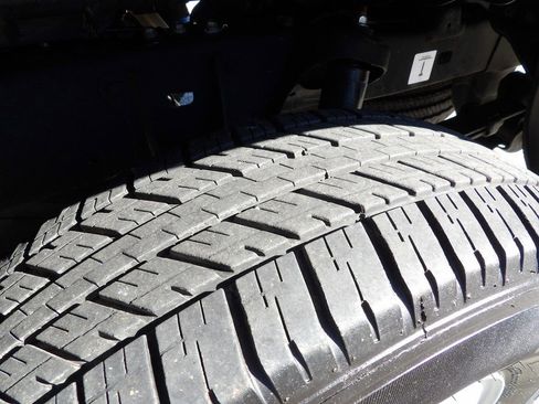 Used 2021 Toyota Tacoma SR RWD image 52