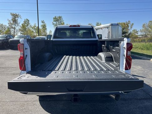 New 2026 Chevrolet Silverado 3500 LT w/ Convenience Package image 24