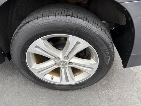 Used 2013 Toyota Highlander Limited image 51