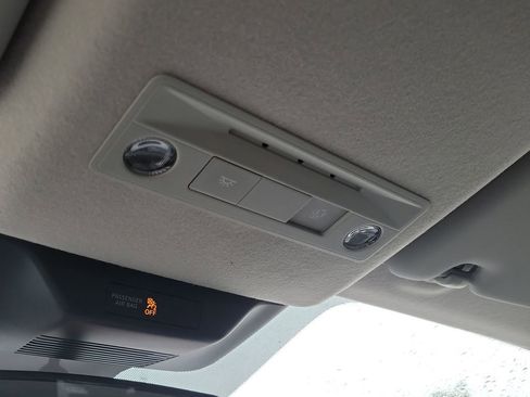 New 2026 Nissan Kicks SV FWD image 32