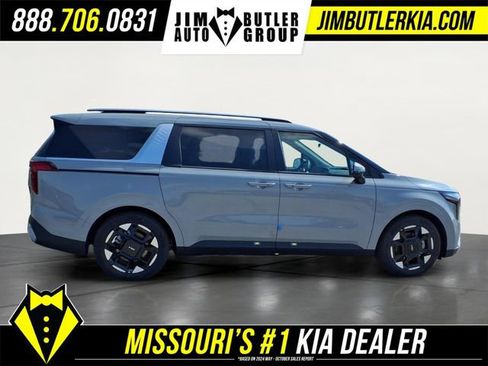New 2026 Kia Carnival EX FWD image 21