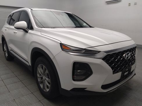 Used 2020 Hyundai Santa Fe SE FWD image 13