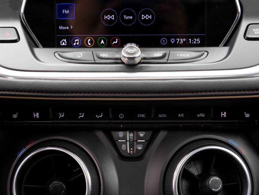 Used 2020 Chevrolet Blazer Premier w/ Driver Confidence II Package FWD image 25