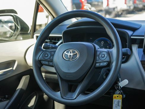 New 2026 Toyota Corolla LE FWD image 17
