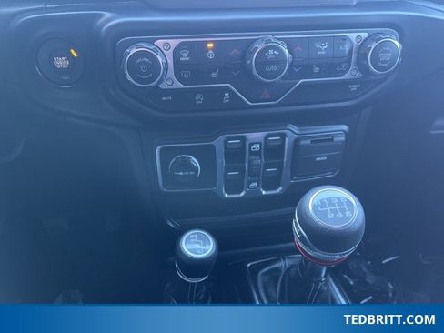 Used 2021 Jeep Wrangler Unlimited Sahara w/ LED Lighting Group image 34