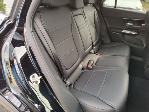 New 2025 Mercedes-Benz GLC 300 image 25