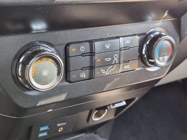 Used 2020 Ford F250 XLT w/ FX4 Off-Road Package AWD/4WD image 21
